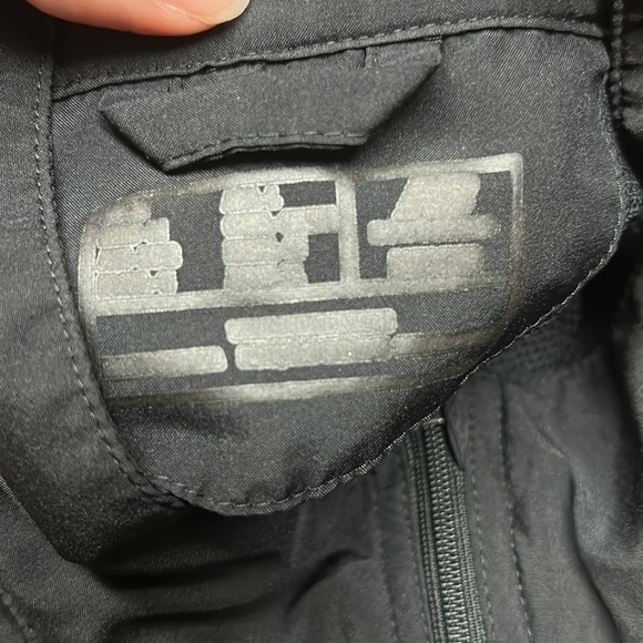 New Balance Women's Sequence Full Zip Jacket - Picture 4 of 10